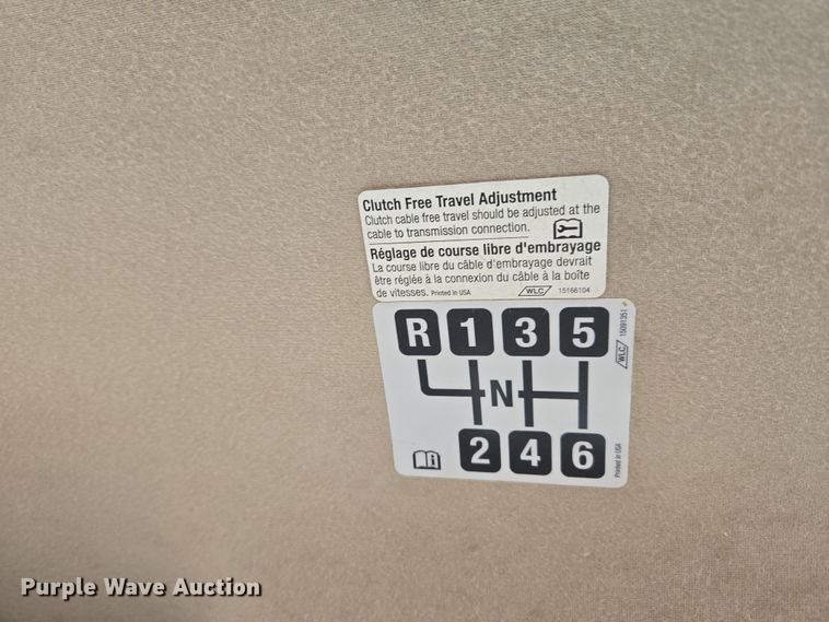 image for item ET1175 2009 Chevrolet C8C truck cab and chassis