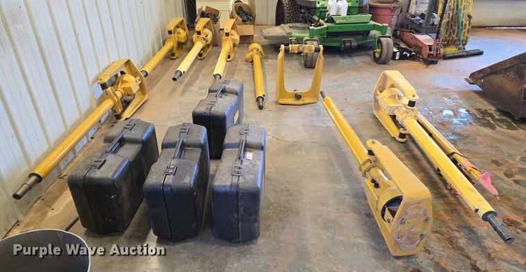 image for item ET1223 (4) Tremble EM400 grade control systems 