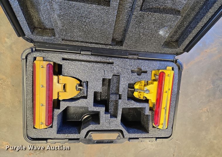 image for item ET1223 (4) Tremble EM400 grade control systems 