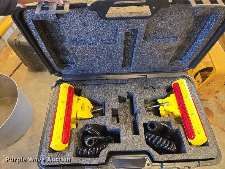 image for item ET1223 (4) Tremble EM400 grade control systems 