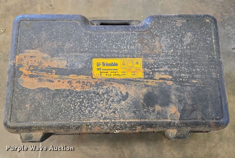 image for item ET1223 (4) Tremble EM400 grade control systems 