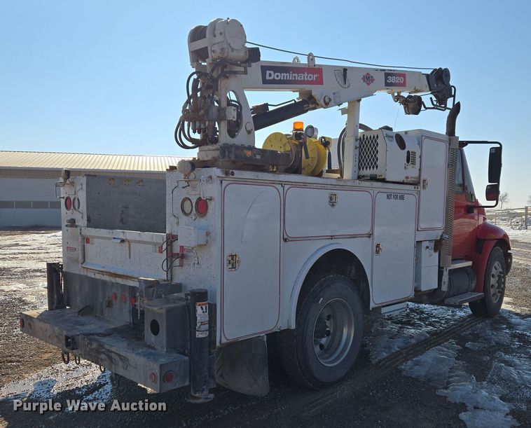 image for item ET1224 2007 International 4300 utility / service truck