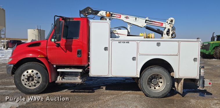 image for item ET1224 2007 International 4300 utility / service truck
