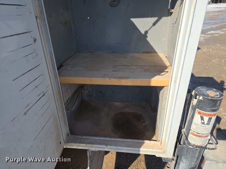 image for item ET1224 2007 International 4300 utility / service truck