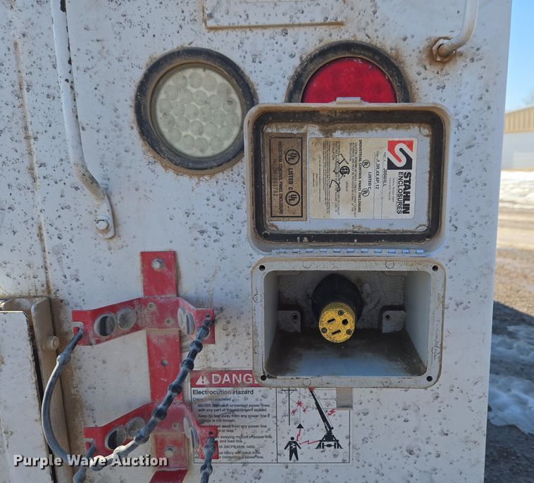 image for item ET1224 2007 International 4300 utility / service truck