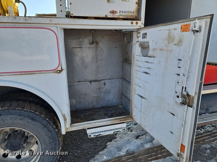 image for item ET1224 2007 International 4300 utility / service truck