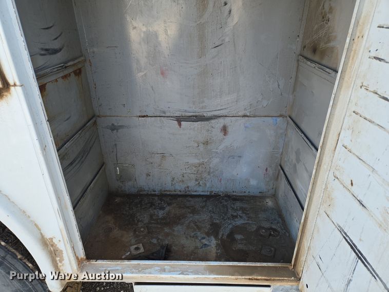 image for item ET1224 2007 International 4300 utility / service truck