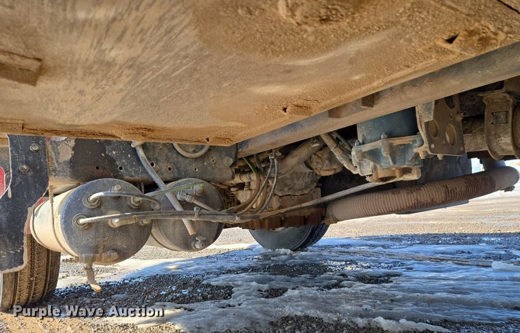 image for item ET1224 2007 International 4300 utility / service truck