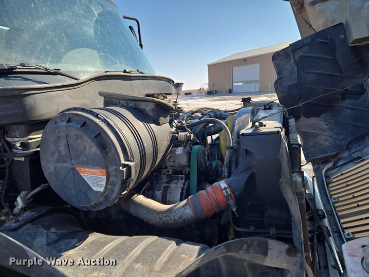 image for item ET1224 2007 International 4300 utility / service truck