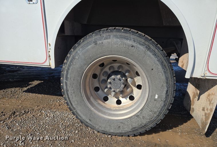 image for item ET1224 2007 International 4300 utility / service truck