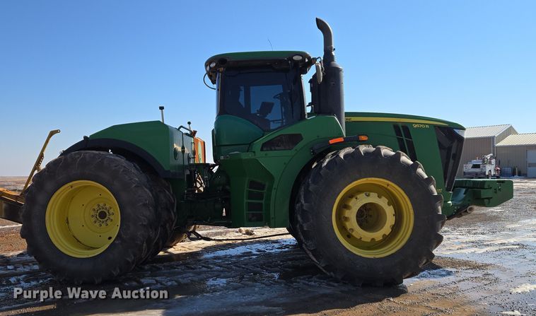image for item ET1225 2015 John Deere 9570R Scraper Special 4WD tractor