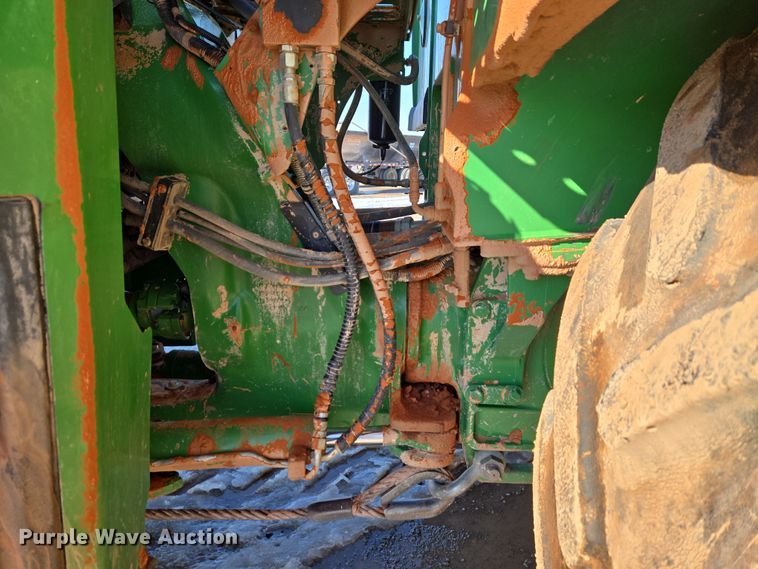 image for item ET1225 2015 John Deere 9570R Scraper Special 4WD tractor