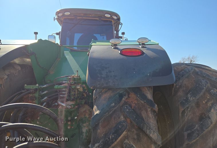 image for item ET1225 2015 John Deere 9570R Scraper Special 4WD tractor