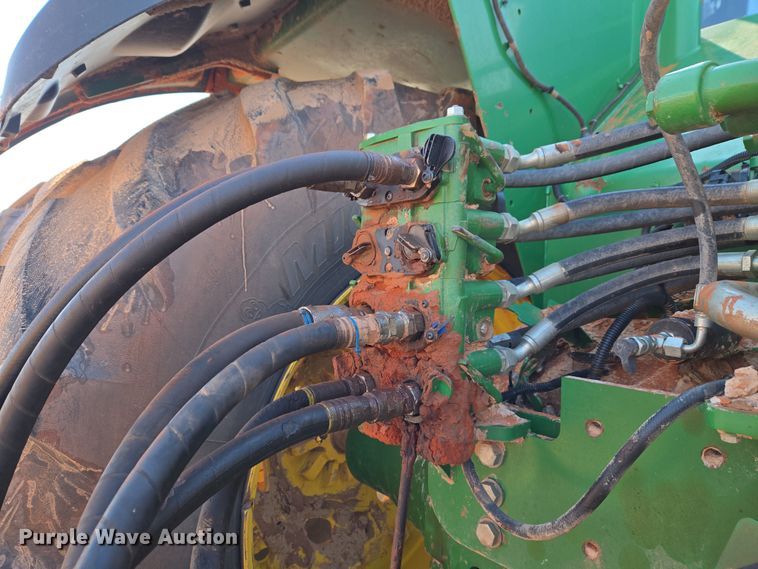 image for item ET1225 2015 John Deere 9570R Scraper Special 4WD tractor