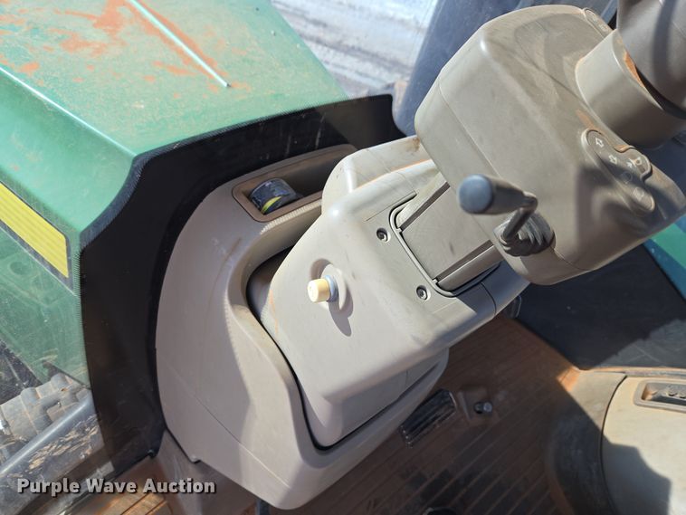 image for item ET1225 2015 John Deere 9570R Scraper Special 4WD tractor