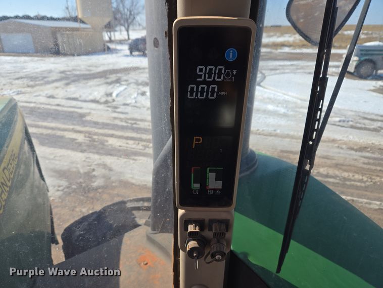 image for item ET1225 2015 John Deere 9570R Scraper Special 4WD tractor