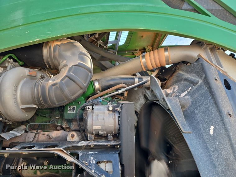 image for item ET1225 2015 John Deere 9570R Scraper Special 4WD tractor