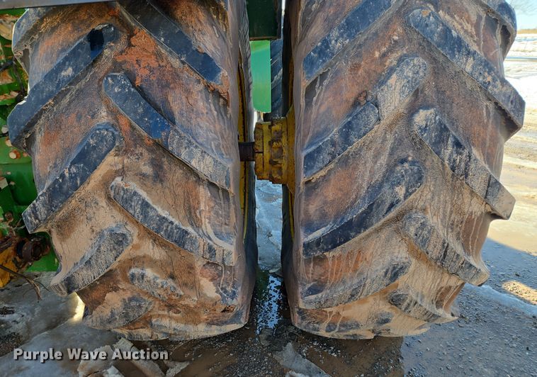 image for item ET1225 2015 John Deere 9570R Scraper Special 4WD tractor