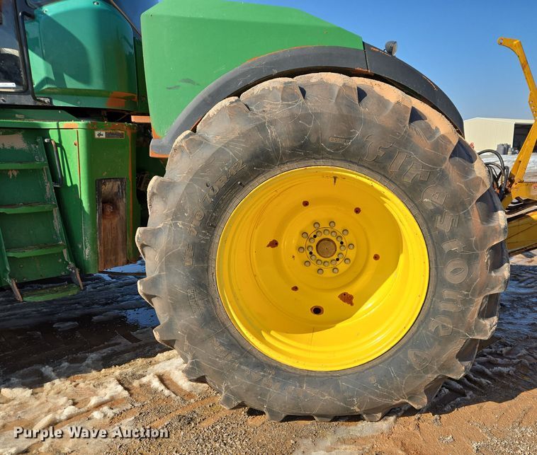 image for item ET1225 2015 John Deere 9570R Scraper Special 4WD tractor