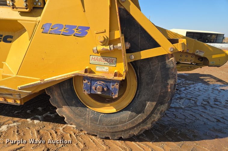 image for item ET1226 2014 K-TEC 1233 scraper