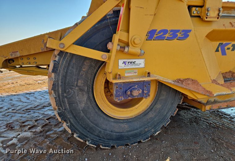 image for item ET1226 2014 K-TEC 1233 scraper