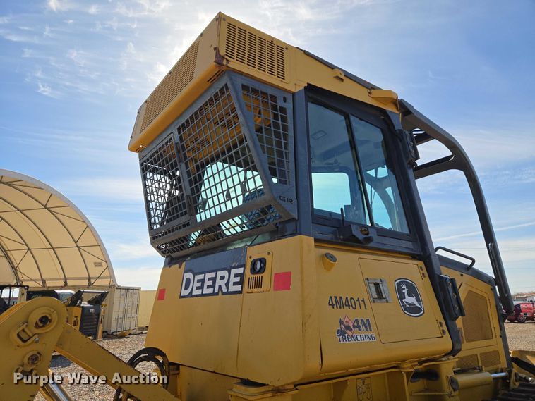 image for item ET1238 2008 John Deere 650J dozer