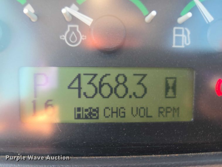 image for item ET1238 2008 John Deere 650J dozer