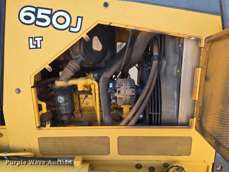 image for item ET1238 2008 John Deere 650J dozer