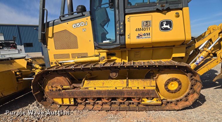 image for item ET1238 2008 John Deere 650J dozer