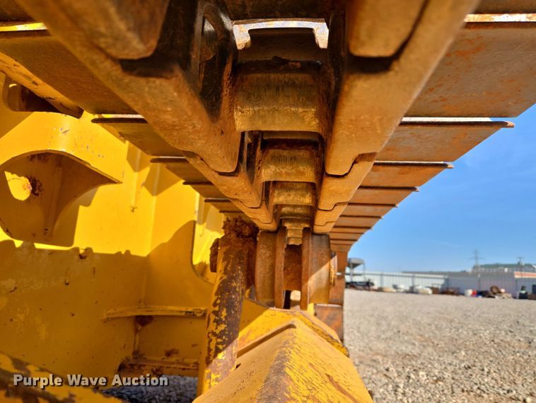 image for item ET1238 2008 John Deere 650J dozer