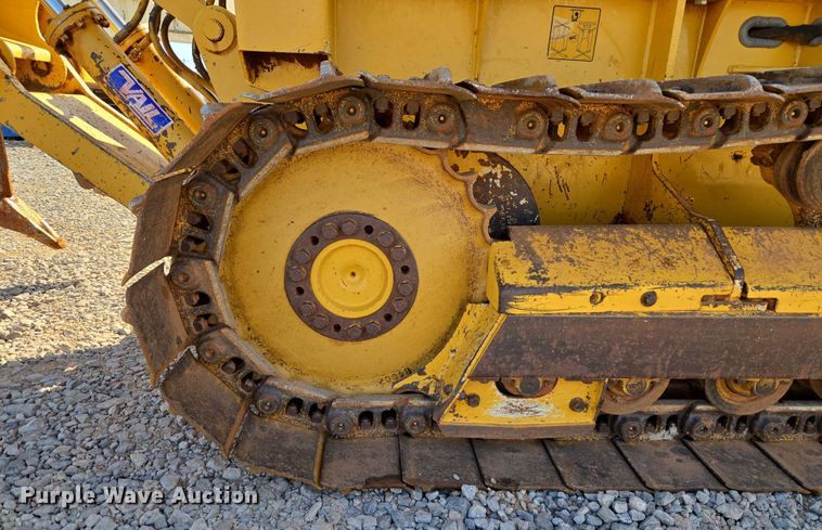 image for item ET1238 2008 John Deere 650J dozer