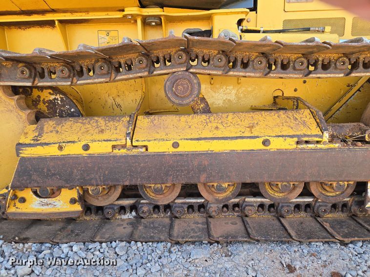 image for item ET1238 2008 John Deere 650J dozer