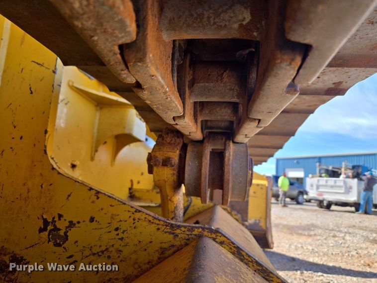 image for item ET1238 2008 John Deere 650J dozer