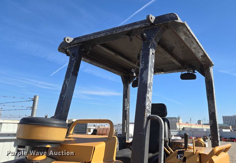 image for item ET1239 2007 Case 550H dozer