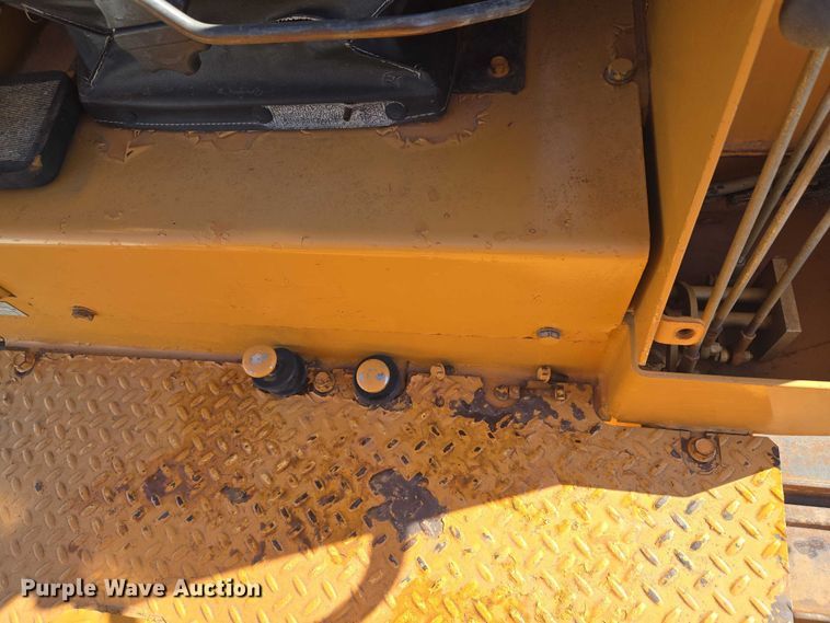 image for item ET1239 2007 Case 550H dozer