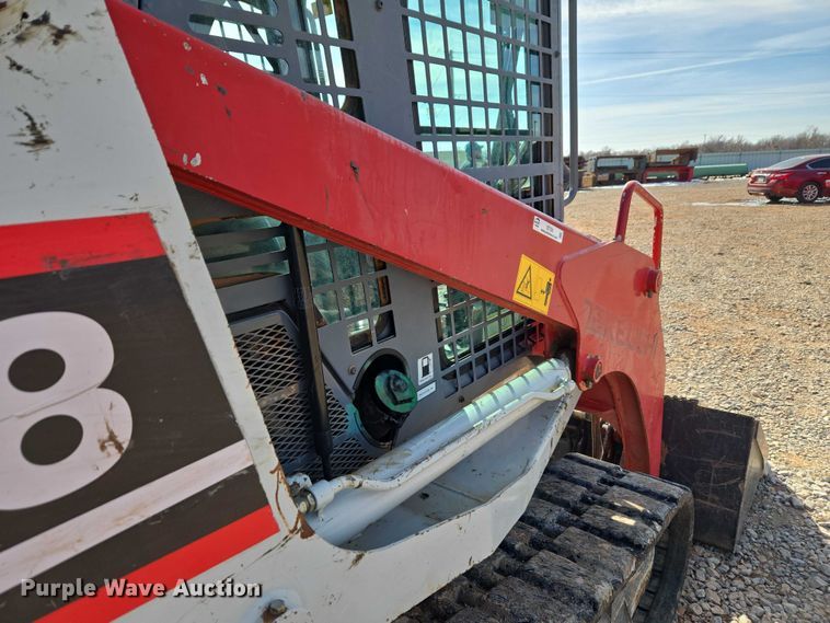 image for item ET1240 2017 Takeuchi TL8 tracked skid steer loader
