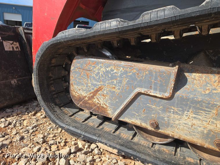 image for item ET1240 2017 Takeuchi TL8 tracked skid steer loader