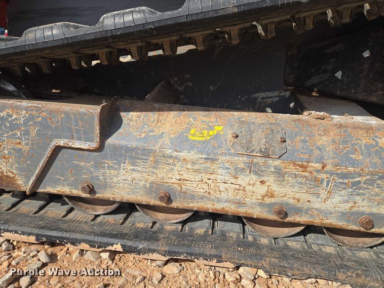 image for item ET1240 2017 Takeuchi TL8 tracked skid steer loader