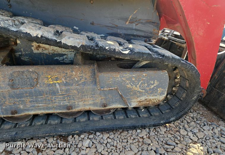 image for item ET1240 2017 Takeuchi TL8 tracked skid steer loader