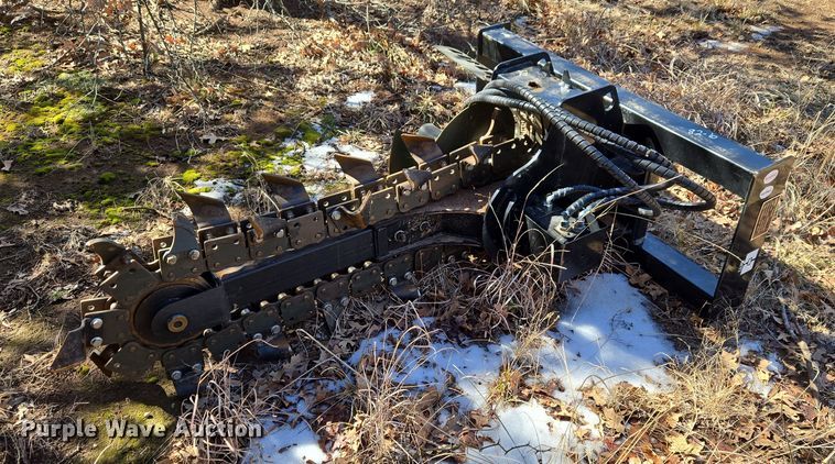 image for item ET1242 2024 GIYI YD380 skid steer trencher