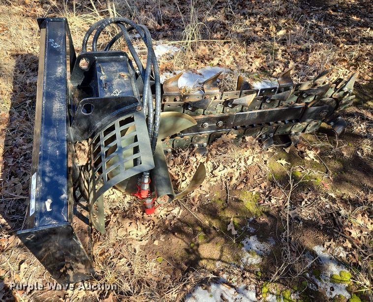 image for item ET1242 2024 GIYI YD380 skid steer trencher