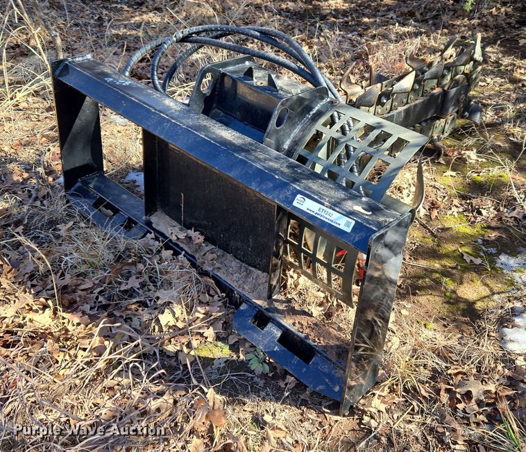 image for item ET1242 2024 GIYI YD380 skid steer trencher