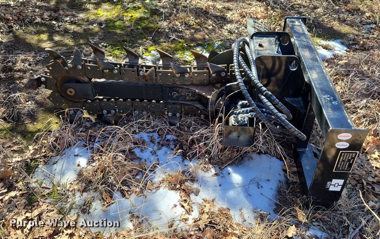 image for item ET1242 2024 GIYI YD380 skid steer trencher