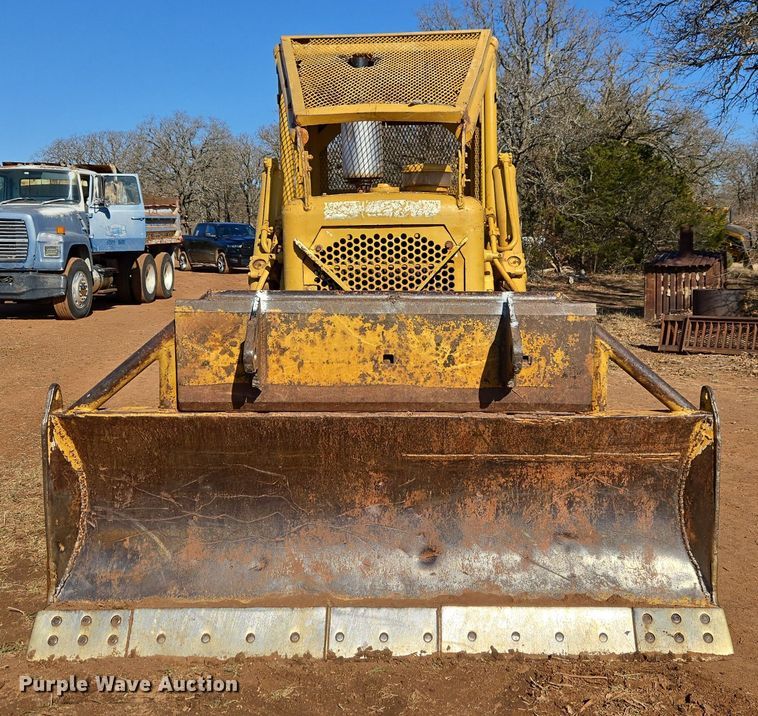 image for item ET1243 Caterpillar D4D dozer
