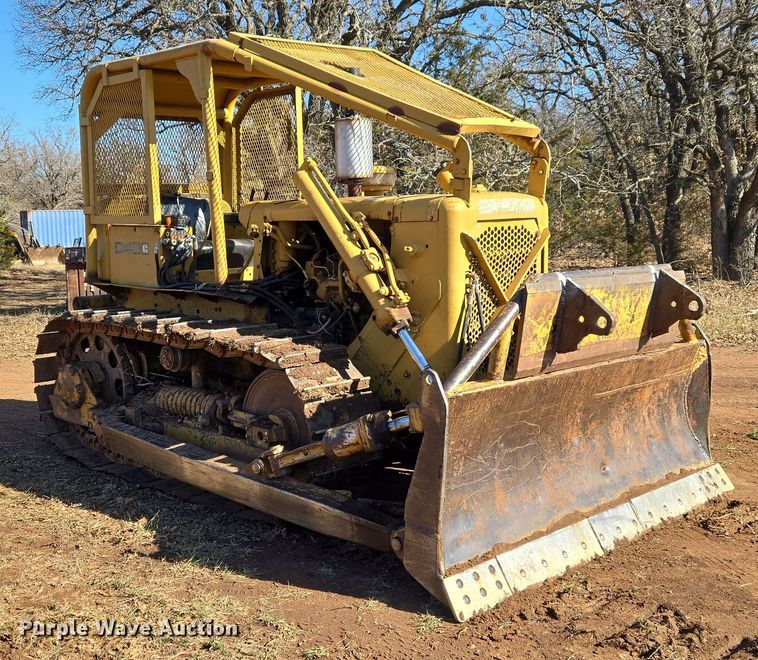 image for item ET1243 Caterpillar D4D dozer