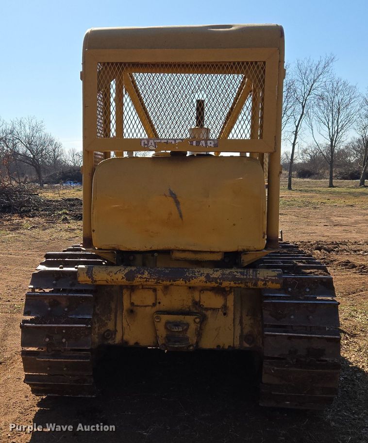 image for item ET1243 Caterpillar D4D dozer