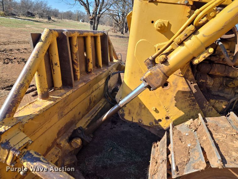 image for item ET1243 Caterpillar D4D dozer