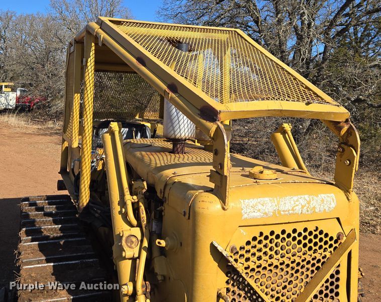 image for item ET1243 Caterpillar D4D dozer