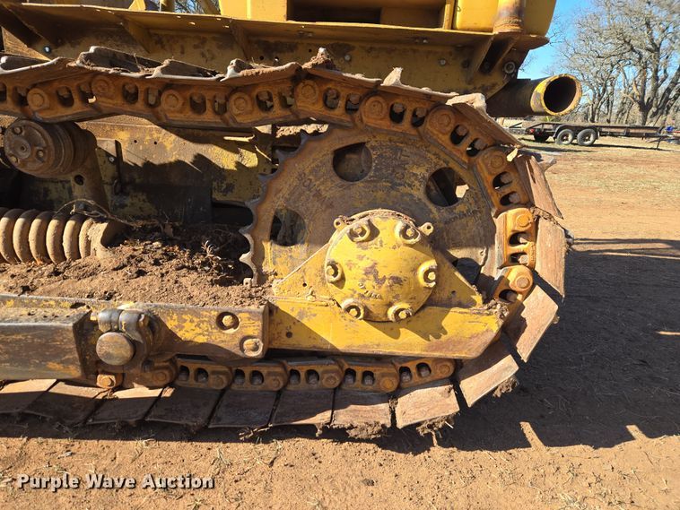 image for item ET1243 Caterpillar D4D dozer