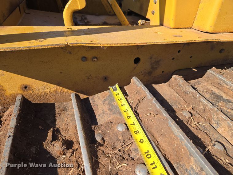 image for item ET1243 Caterpillar D4D dozer